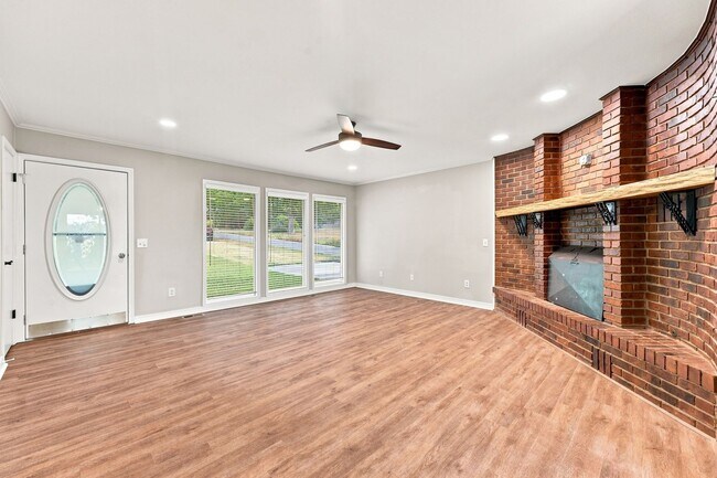 Photo - CHECK THIS OUT! House