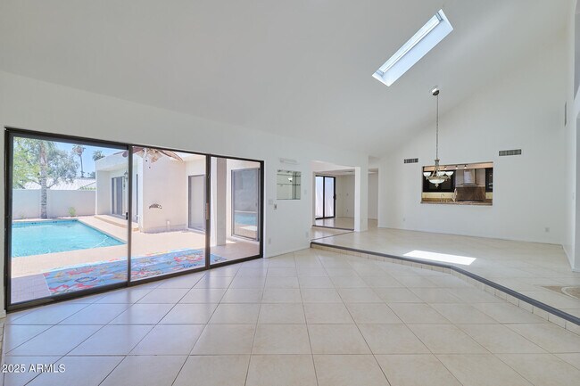 Foto del edificio - 5336 N 25th St