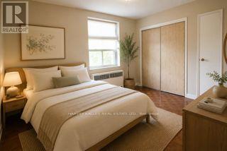 Building Photo - 160 The Donway W