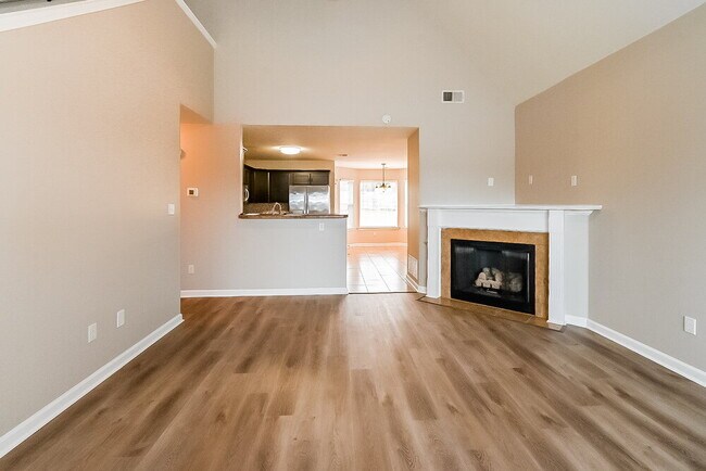 Foto del edificio - 663 Buttermilk Dr