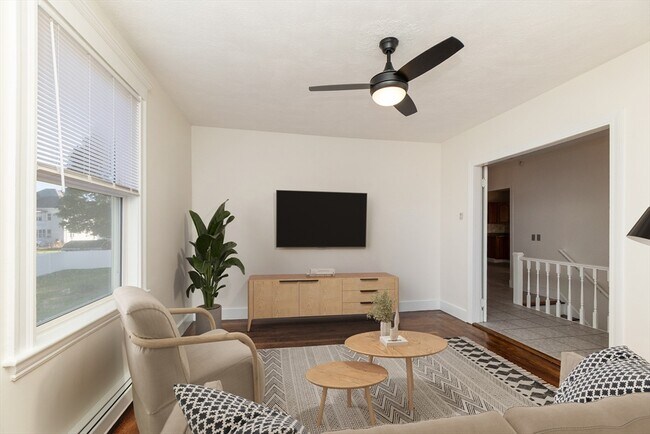 Foto del edificio - 293 Main St