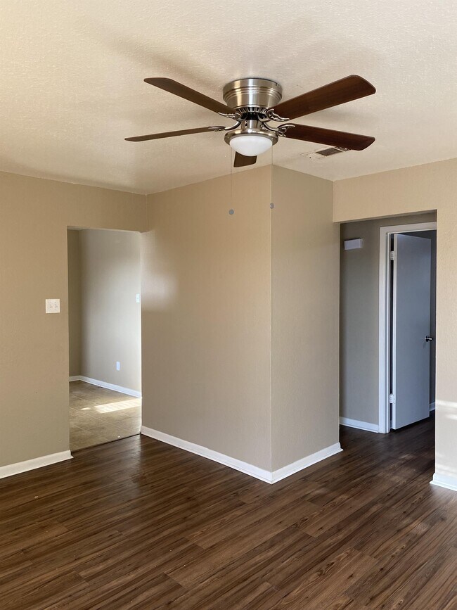 Building Photo - 307 Northern Dove Ln