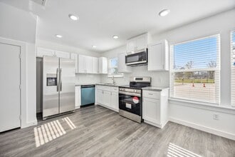 Building Photo - 8216 Bigwood St