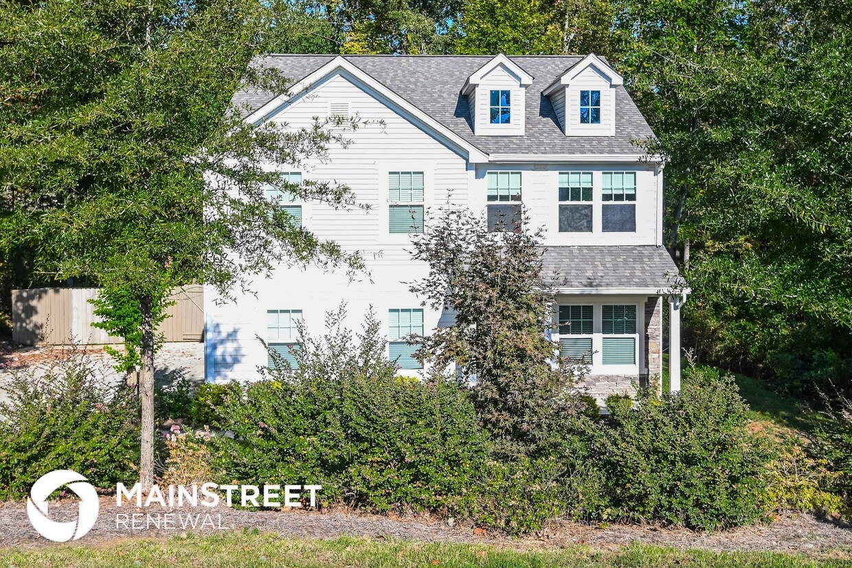 Primary Photo - 10813 Flintshire Rd