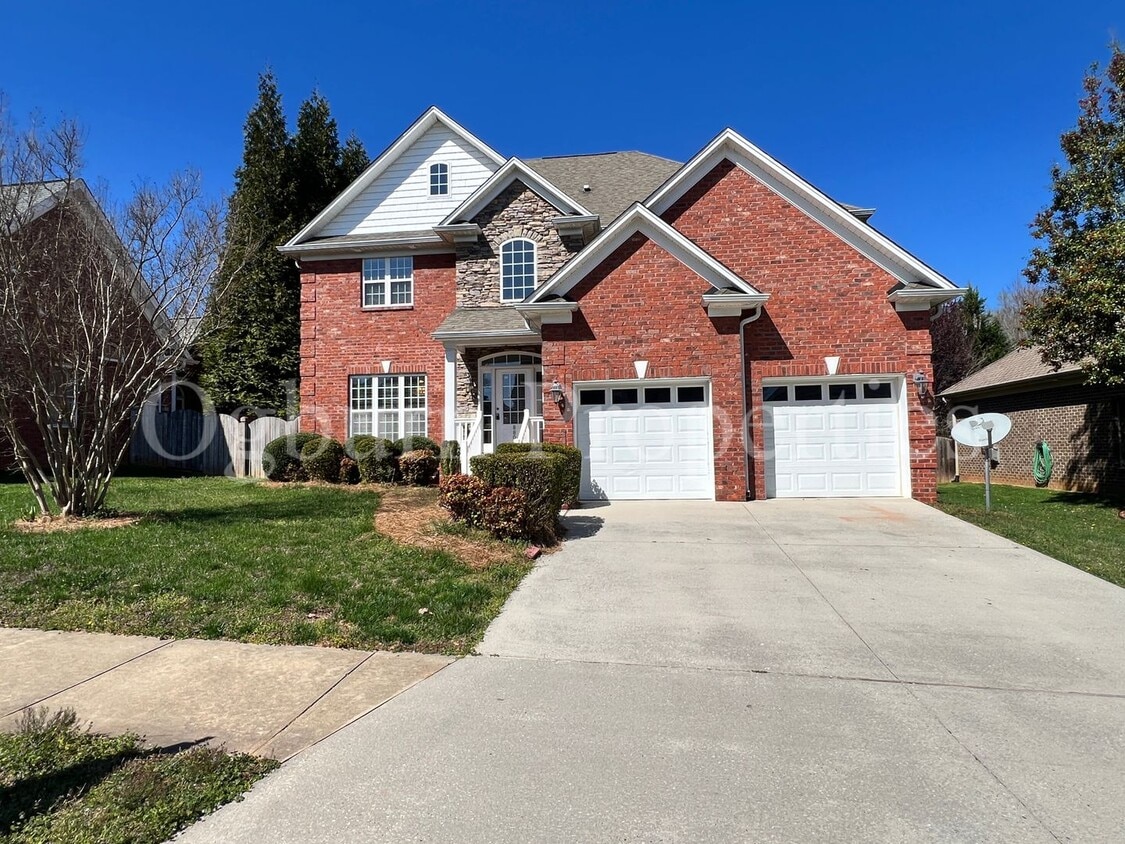 880 Cameron Village Dr, WinstonSalem, NC 27103 House Rental in