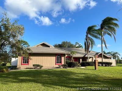 Building Photo - 5262 SW Bimini Cir N