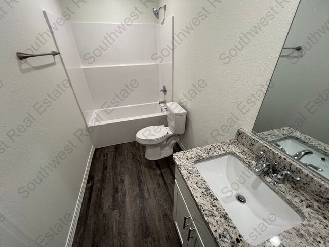 Building Photo - 2125 Bobwhite Ct