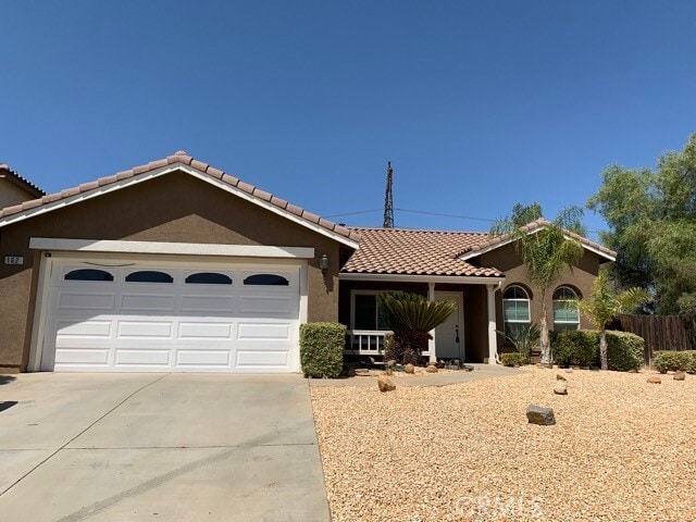 Foto principal - 102 Goldenrod Ave