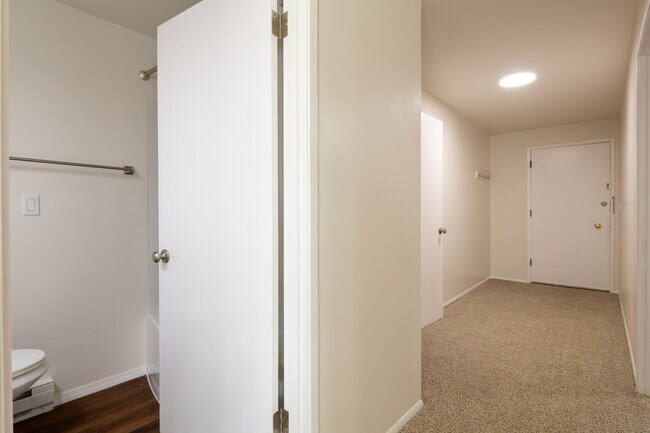 Foto del edificio - 569 Lee St