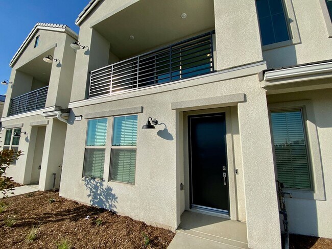 Foto del edificio - 414 W Mahogany Ln