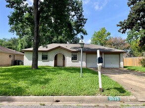 Building Photo - 5375 Little John Ln