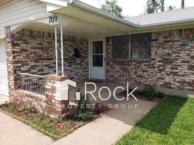Building Photo - 3Bed/1Bath Home in Moore