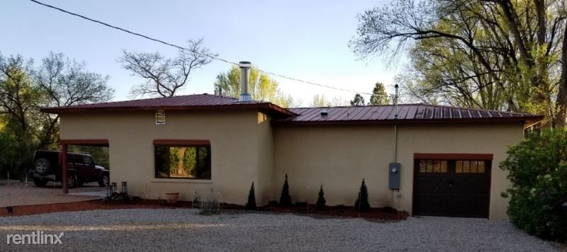 Primary Photo - 3 br, 2.5 bath House - 04A Arroyo Griego