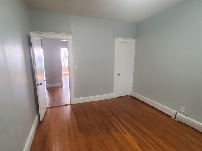 Foto del edificio - 76 Walnut Park