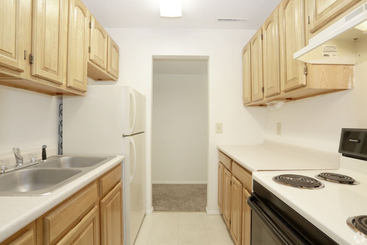 Foto principal - 908 N Broadway Ave