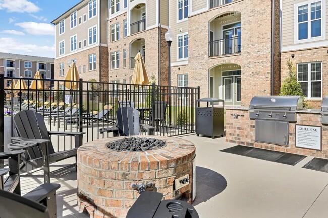 Building Photo - Comet North Raleigh