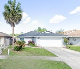 Building Photo - 1066 Las Cruces Dr
