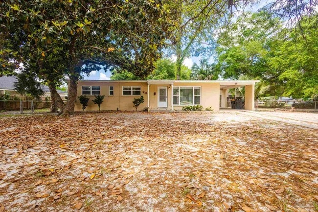 Foto del edificio - 22 Laurie Dr NE