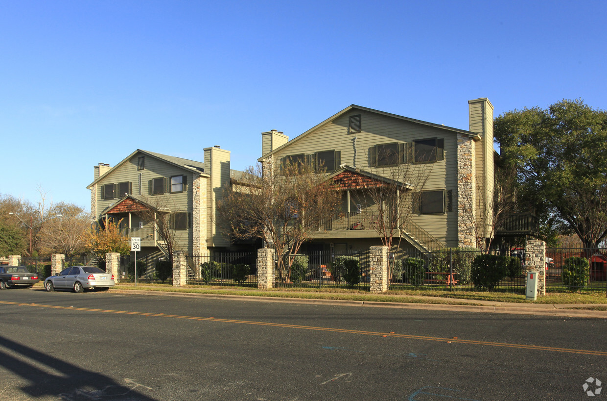 Primary Photo - Garrison Park Condo