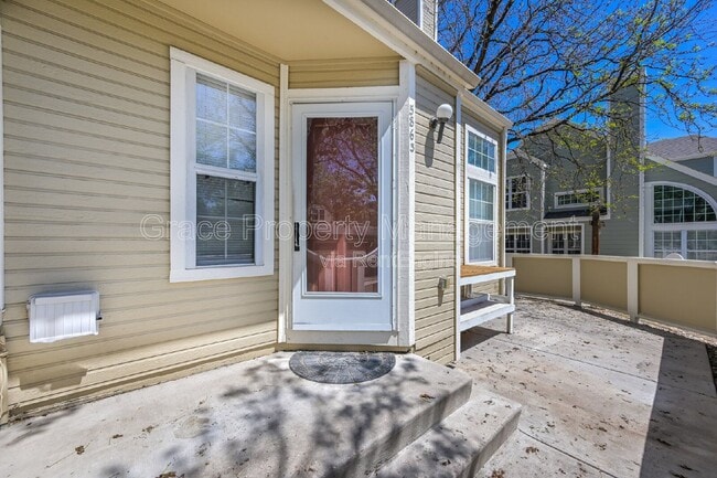 Building Photo - 5863 W Atlantic Pl