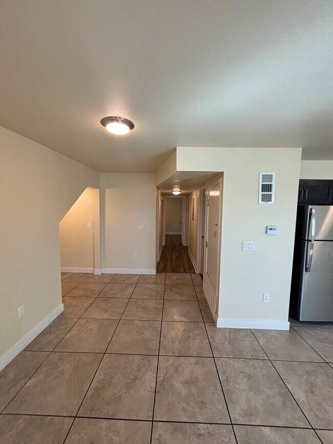 Foto del edificio - 123 1/2 E 88th St