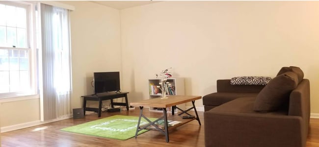 Building Photo - 10537 Englishman Dr