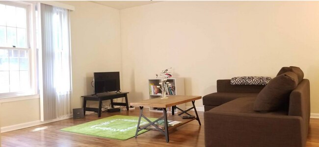 Foto del edificio - 10537 Englishman Dr