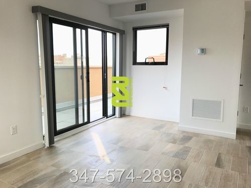 Building Photo - 761 55th St