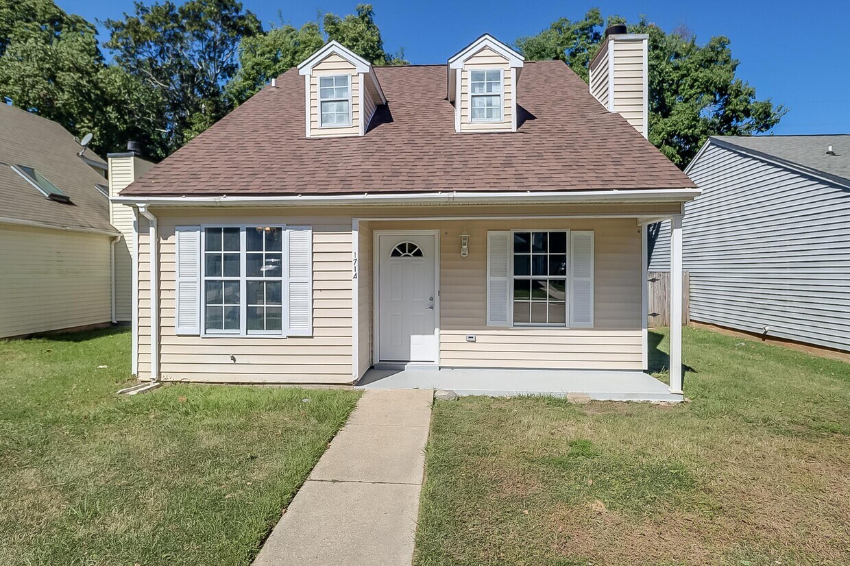 Primary Photo - 1714 James Buchanan Dr
