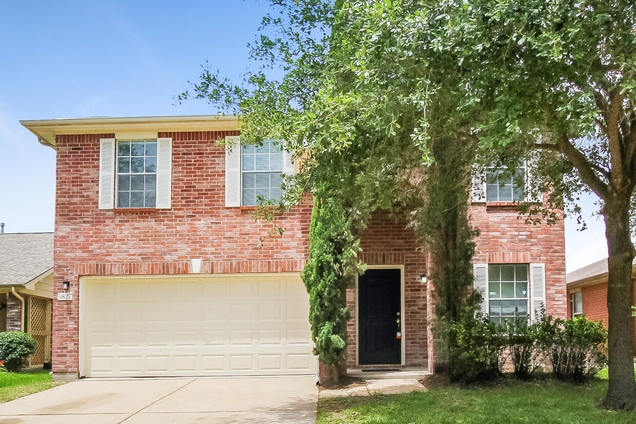 Primary Photo - 5827 Clerkenwell Dr