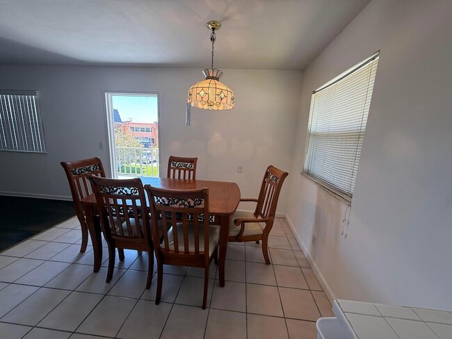 Photo - 516 Saxony Dr Apartment