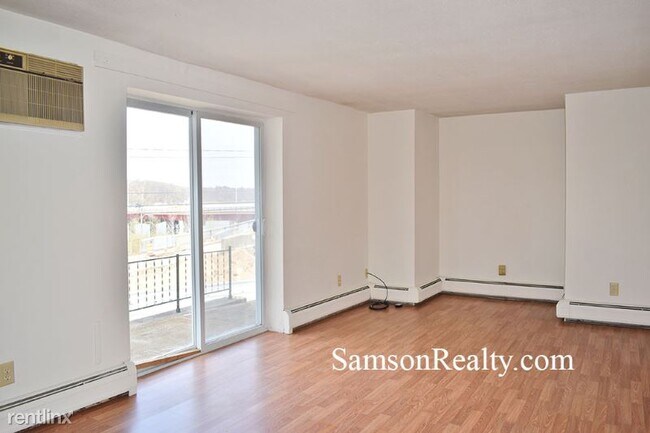 Foto del edificio - 1 br, 1 bath Condo - 5 Woodward Ave 1 Unit 1
