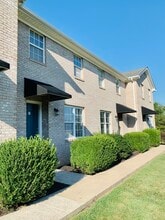 Building Photo - 117 Concord Dr