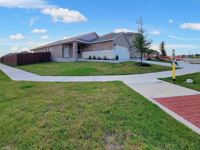 Building Photo - 3 br, 2 bath House - 101 Outlaw Dr