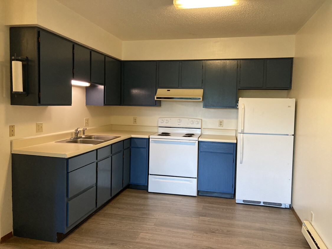 Kitchen - 810 4th St