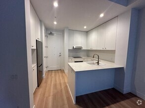 Building Photo - 708 Edgar Ave