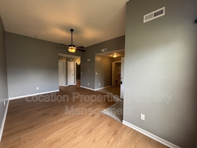 Building Photo - 1404 E 21st Terrace