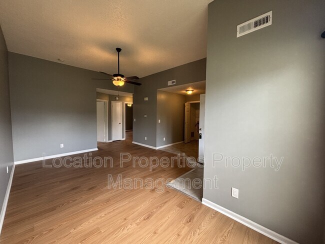 Foto del edificio - 1404 E 21st Terrace