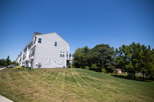 Building Photo - 829 Pecan Rd