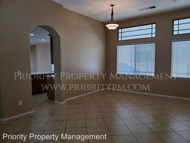 Foto del edificio - 3624 Remington Grove Ave