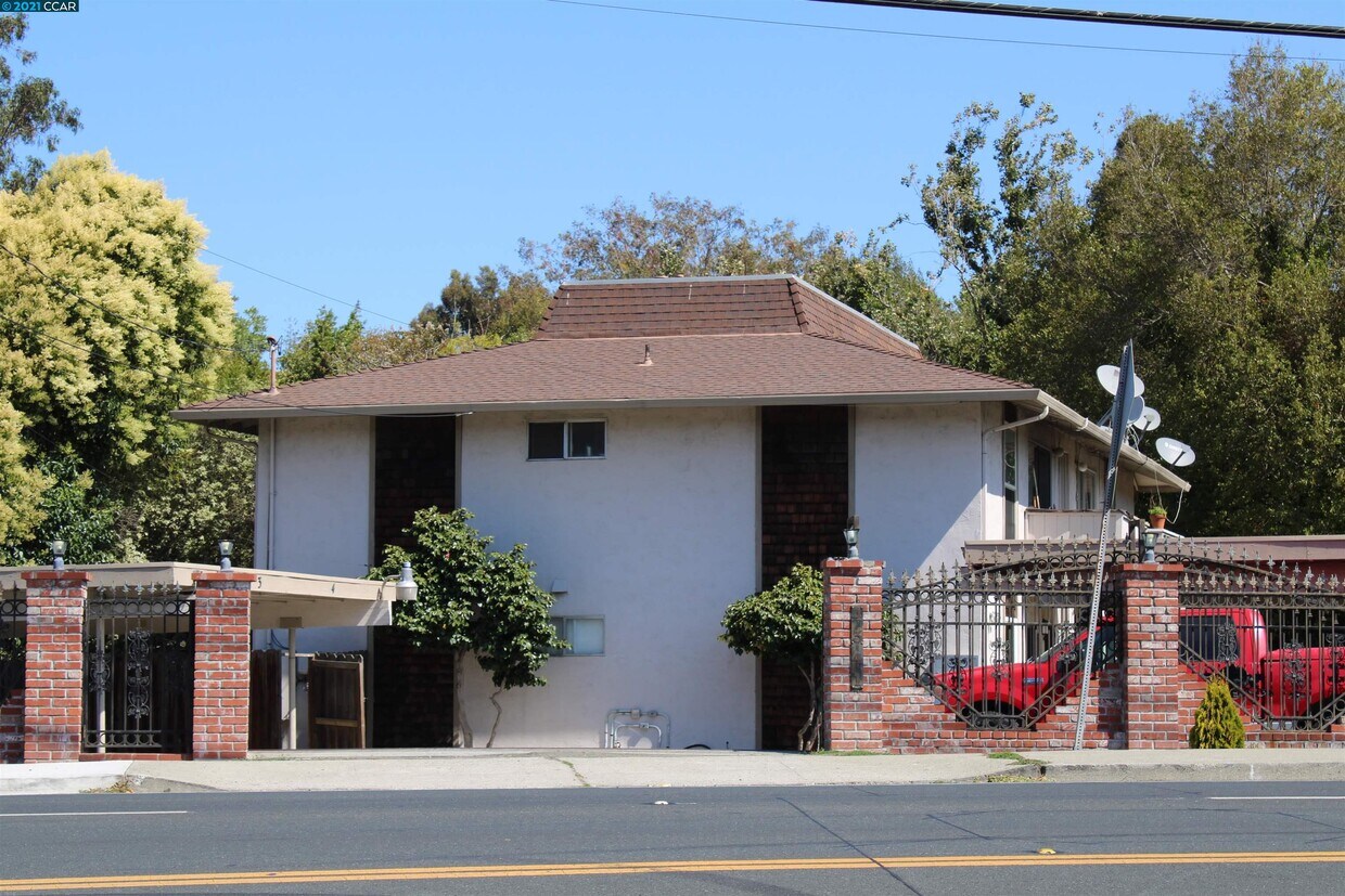 Primary Photo - 4341 San Pablo Dam Rd