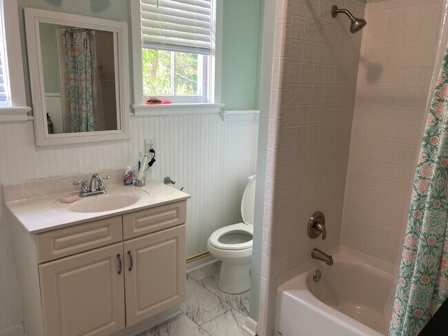 Bathroom - 624 Union St