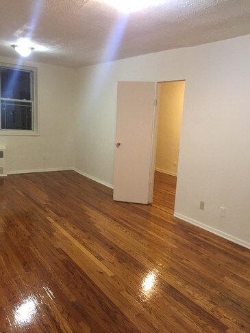 Building Photo - 4225 65th Pl