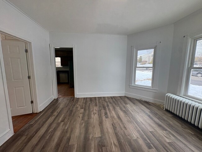 Building Photo - 677 Gerard Ave