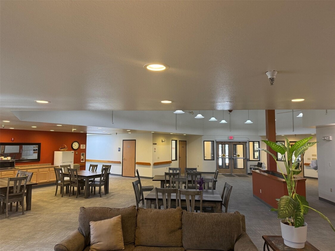 Building Photo - 190 W Park Ave