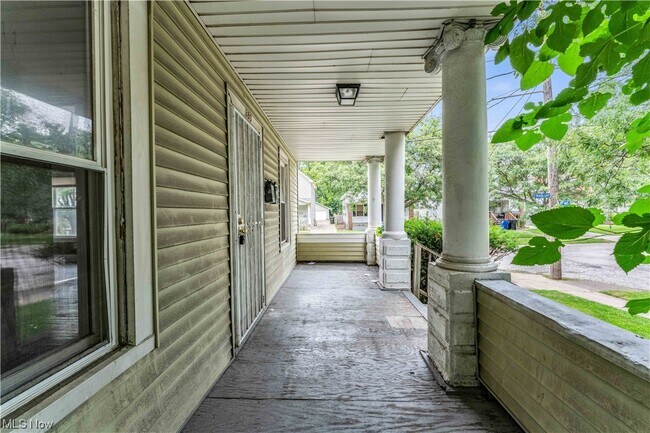 Foto del edificio - 380 E 165th St