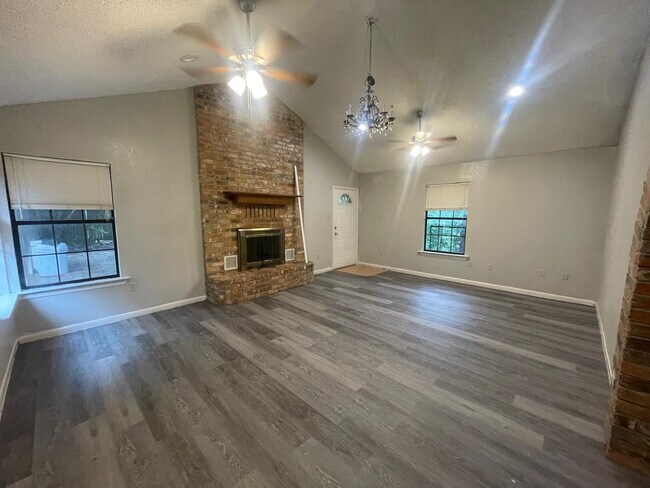Building Photo - 3817 Titan Trl