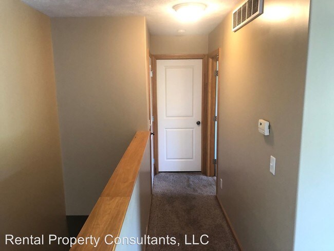 Building Photo - 2651-2653 Briarwood Ct SE