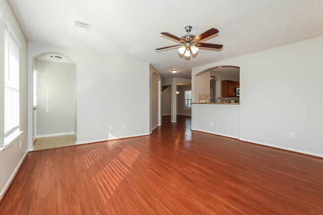 Building Photo - 22207 Summer Breeze Ln