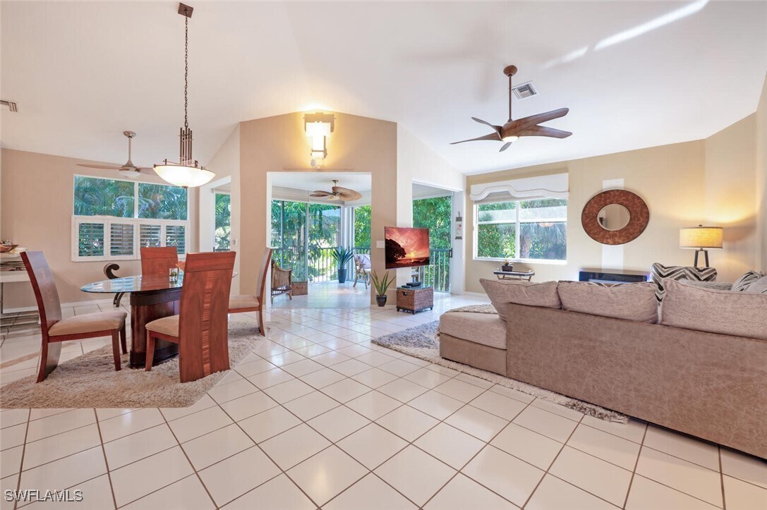 Foto principal - 15260 Cedarwood Ln